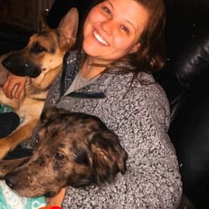 Meet your Posher, Brooke